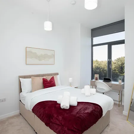 Dock Waterfront Gem, Sleeps 6 With Free Parking Apartment Leeds (West Yorkshire)